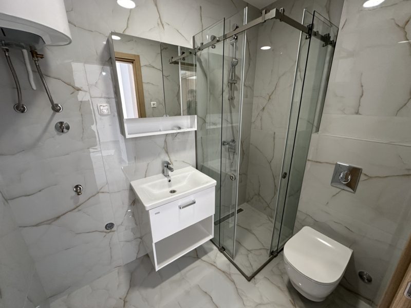 0c86ae61-7eb7-4e3d-90d0-caa410287bd2.jpg