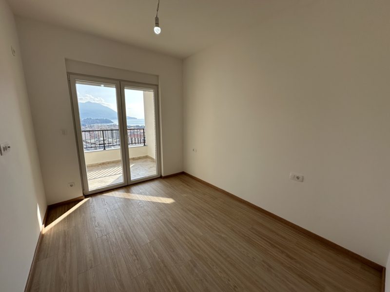 285ac3f7-f8ca-425c-bd79-cb8990377adb.jpg
