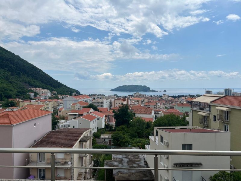 Izdavanje - Stan Budva, Lazi