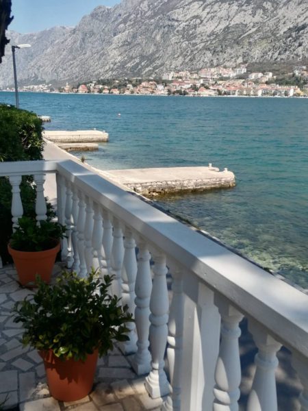Izdavanje - Kuća Kotor, Muo