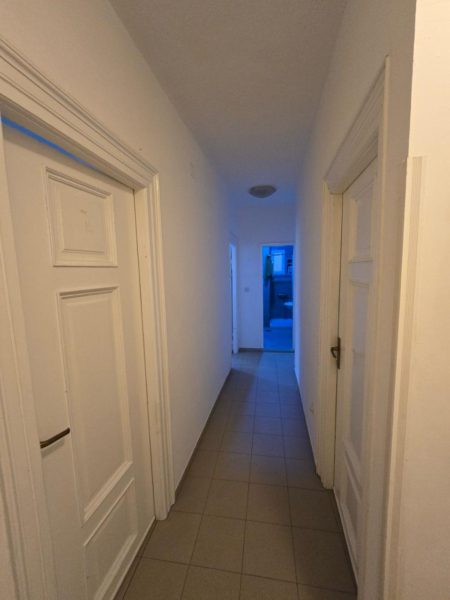 984e2b4c-2afd-4c3d-9cce-de270faf31e6.jpg