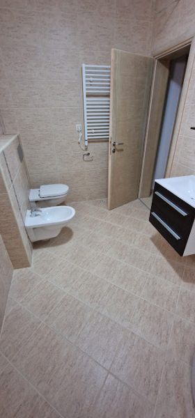 cf1cafdf-93e8-4e31-a863-6e3b9c3e4b47.jpg